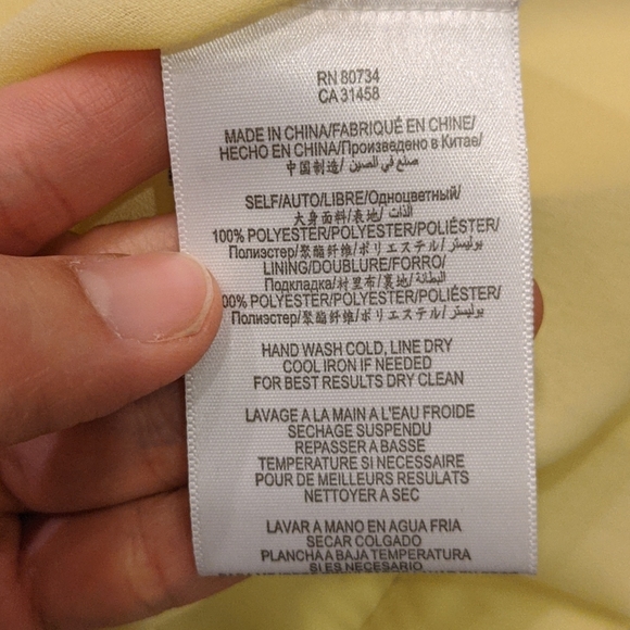 BCBG pleated skirt - Picture 4 of 4